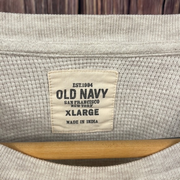 Old Navy Long Sleeve Shirt - Picture 3 of 4